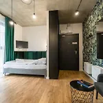 Aparthotel Silver Place 3*