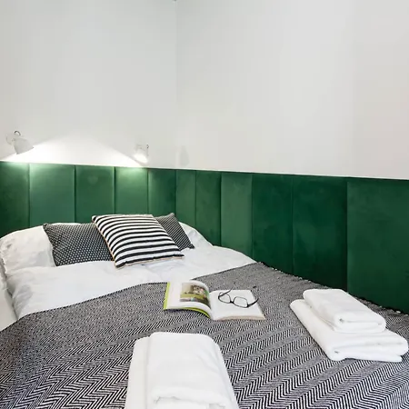 Apart-hotel Silver Place