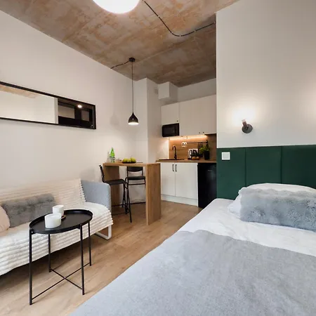 Silver Place Aparthotel 3*